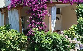 Oruci Apartments